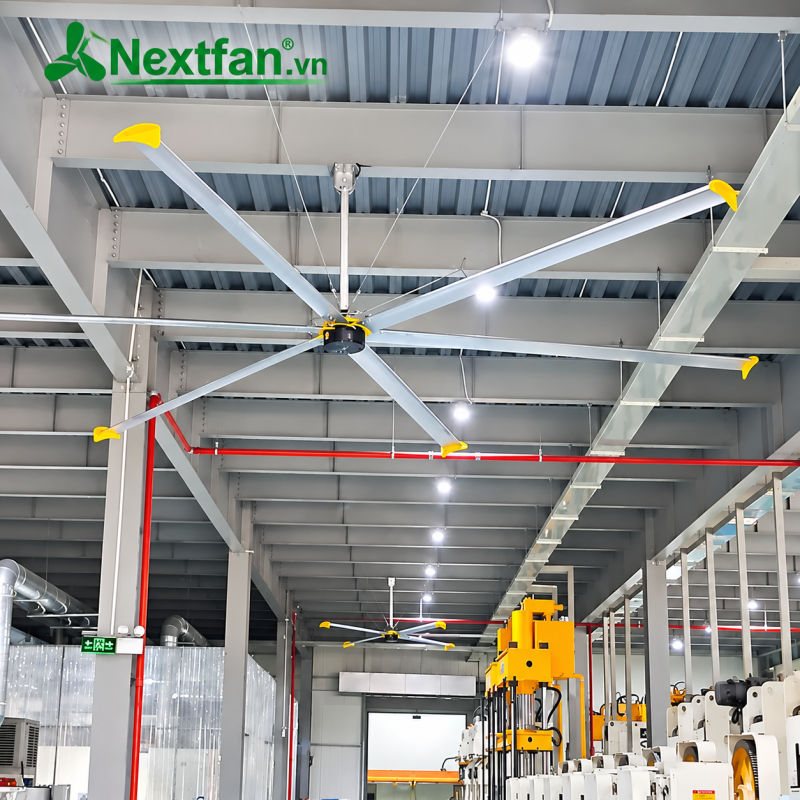 Quạt trần công nghiệp HVLS trong nhà xưởng, ảnh minh họa